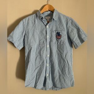 Never worn- XL (14/16) Boys Old Navy American Flag Peace Sign Button Up